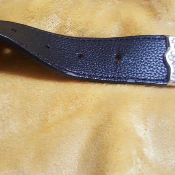 GENUINE LEATHER BELT. (NWOT) never used. 🖤 - Picture 6 of 8